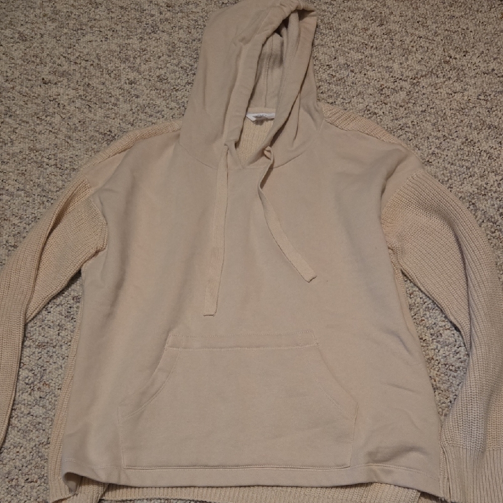 Time and Tru Women's Tan Hoodie Sweater
